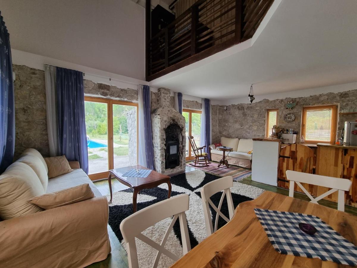 Exo Log Cottage Jezero  Exterior photo
